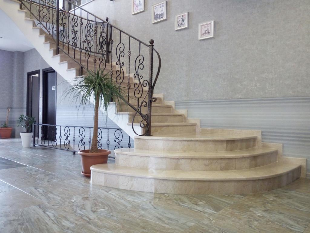 Hotel Salmer Tbilisi Esterno foto