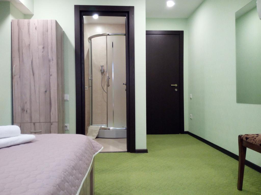 Hotel Salmer Tbilisi Esterno foto