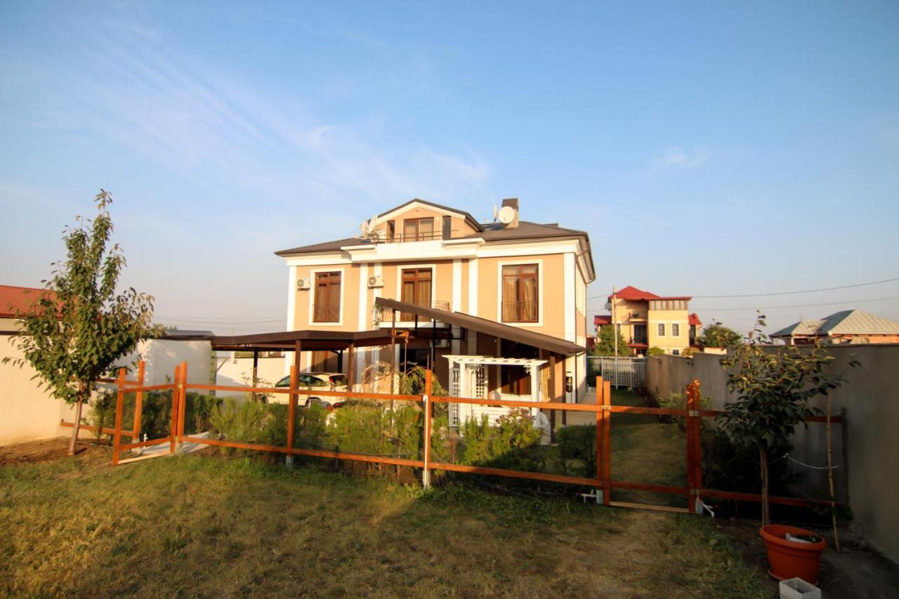 Hotel Salmer Tbilisi Esterno foto